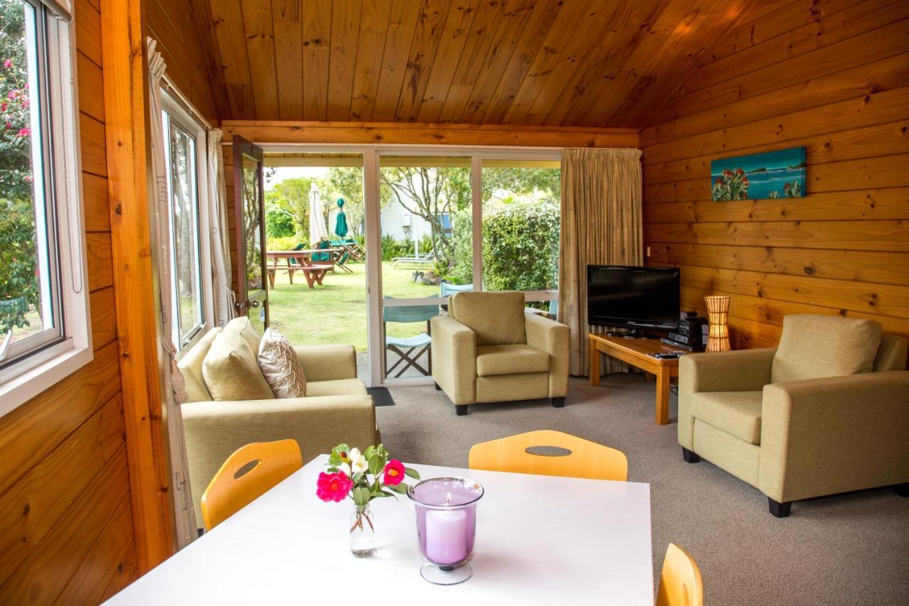Tatahi Lodge Beach Resort Hahei Ngoại thất bức ảnh